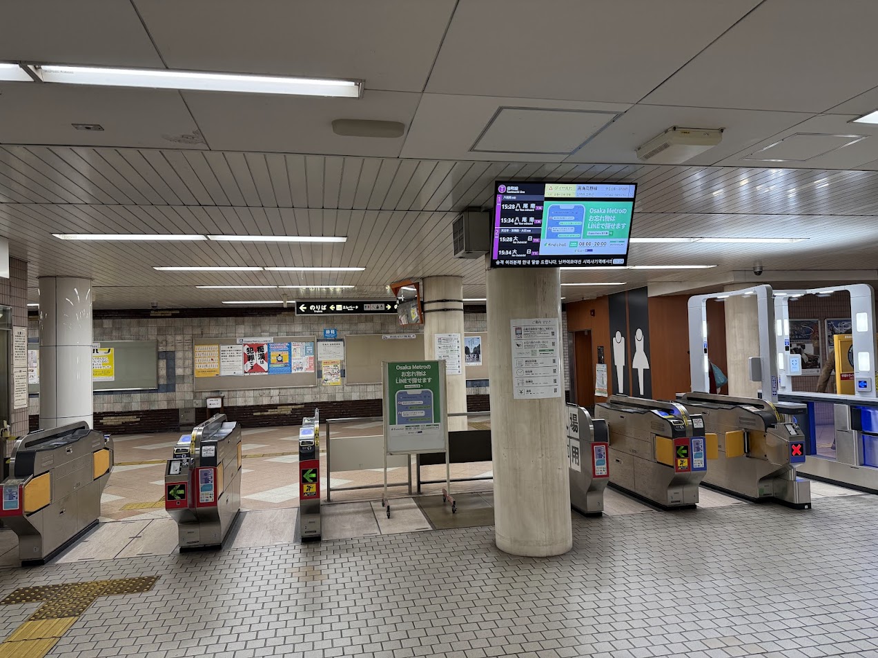 大阪メトロ谷町線出戸駅改札口