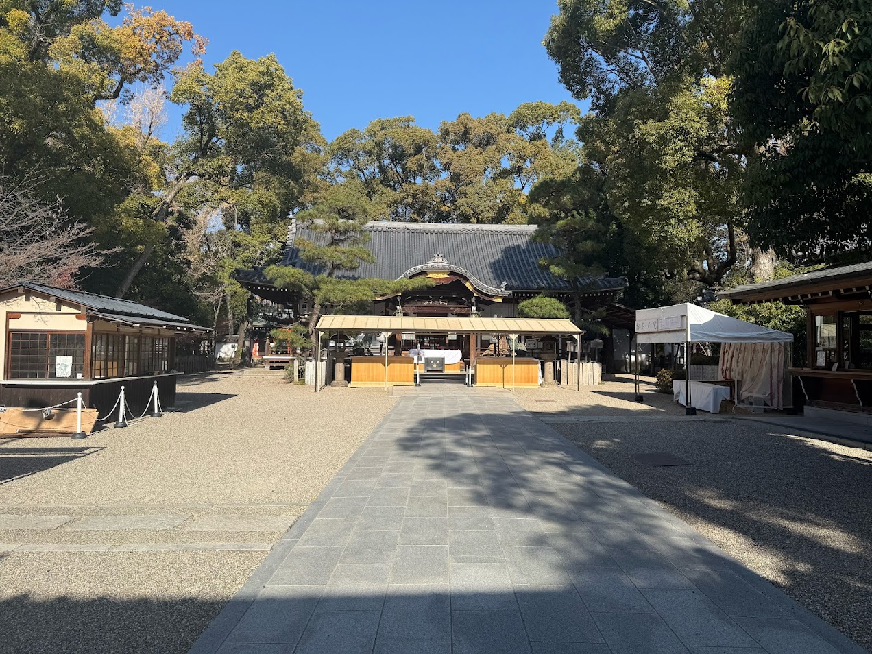 杭全神社境内1