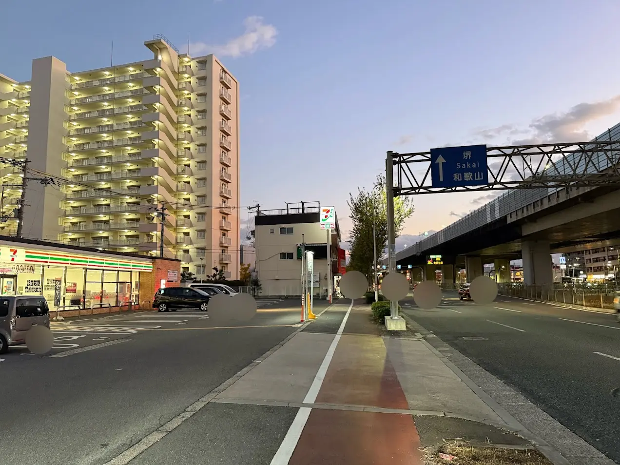 セブンイレブン大阪長原駅北店外観