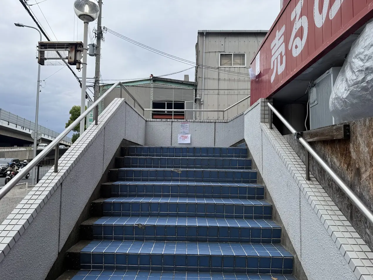 良品買館長吉長原店外観1