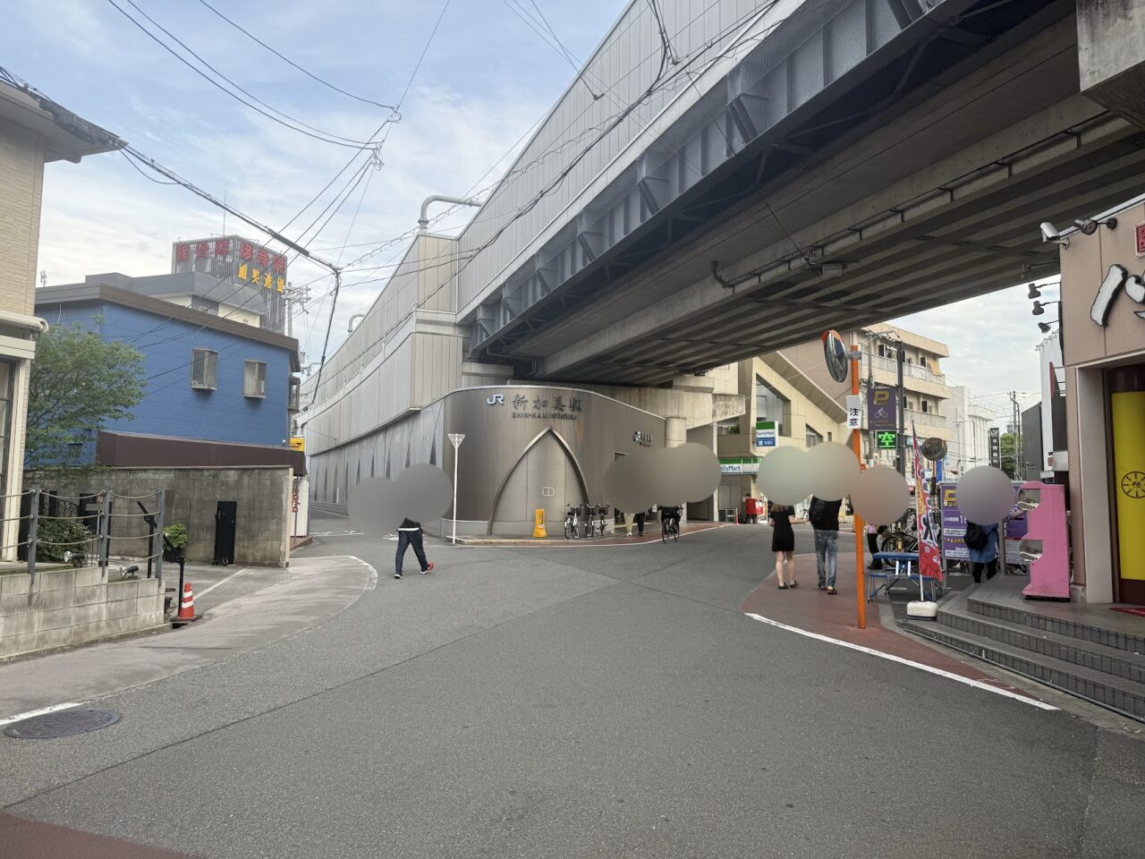 JR新加美駅外観2