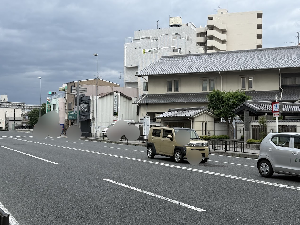 平野東図書館前病院外観1