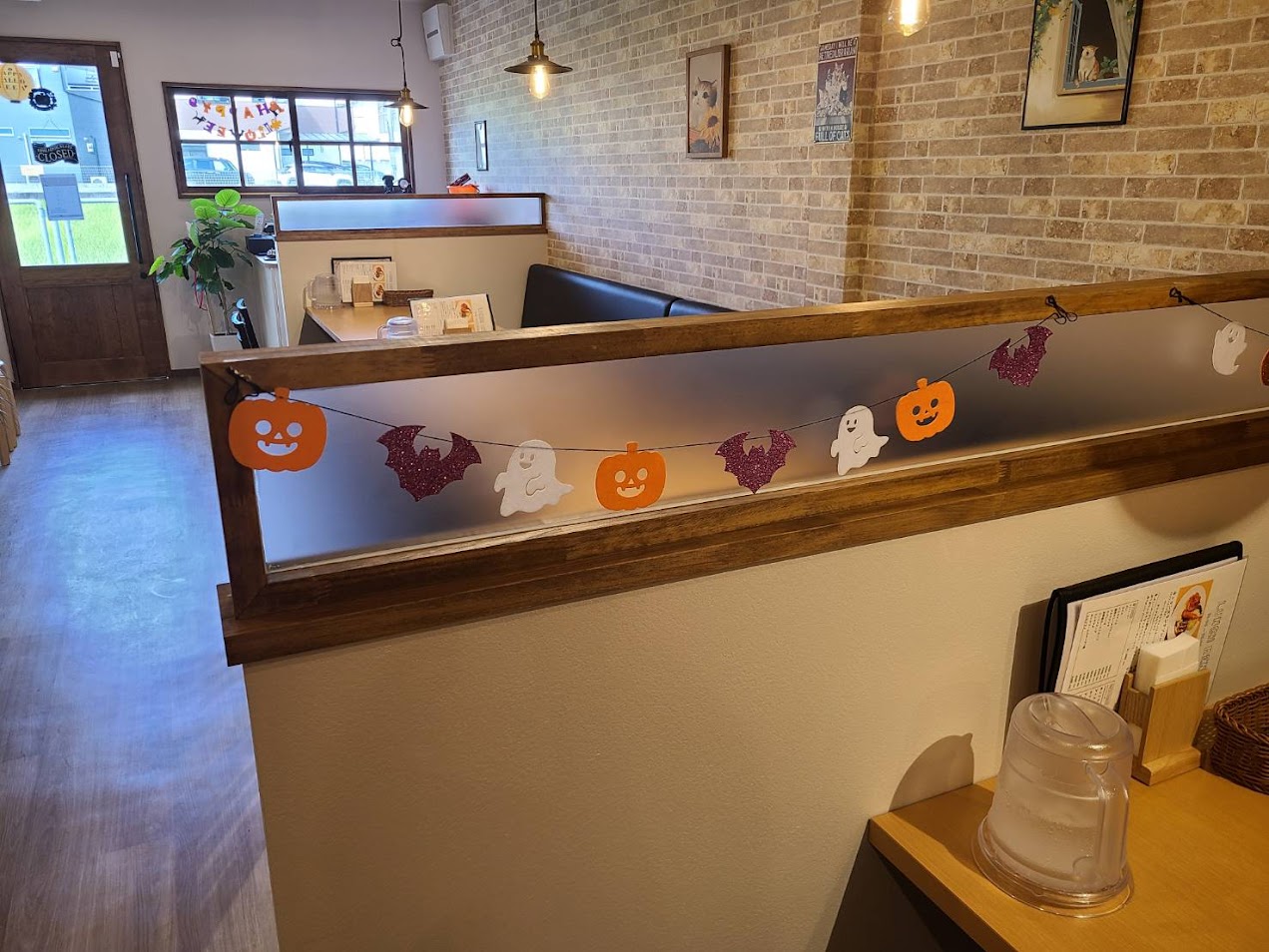 Kitten's Kitchen店内