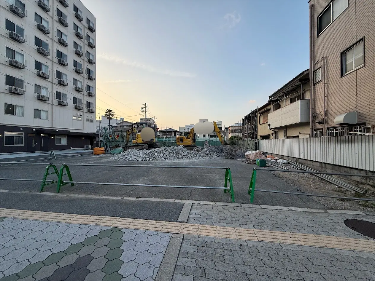 デイリーヤマザキ 平野本町店跡地外観1