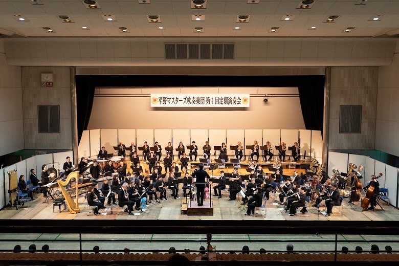 平野マスターズ吹奏楽団演奏会のようす