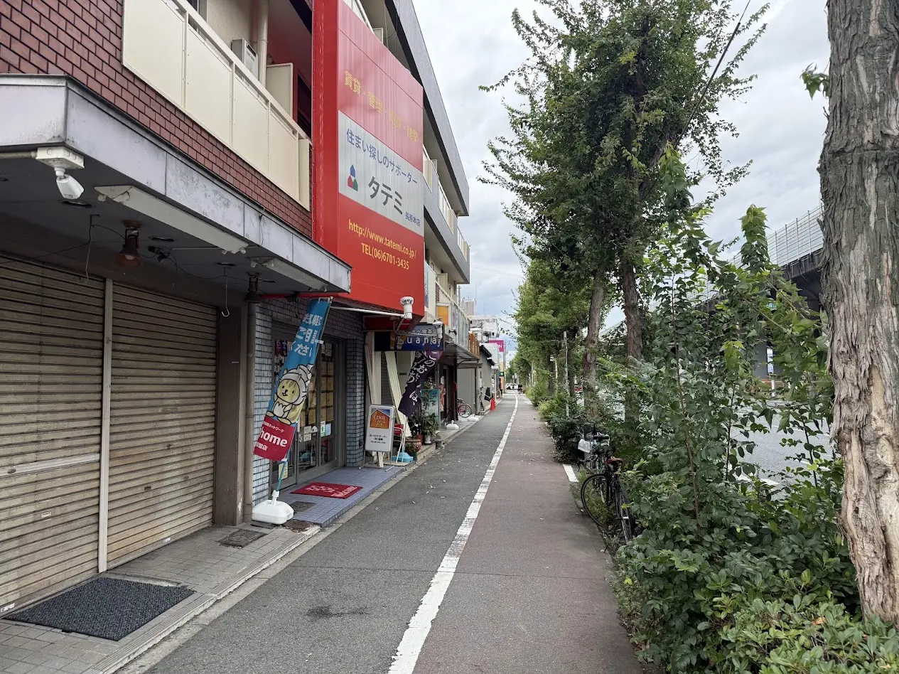 長原麻辣湯外観2